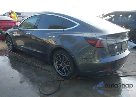 2019 Tesla Model 3 Long Range/Mid Range/Standard Range/Standard Range Plus from USA, damaged, VIN 5YJ3E1EA0KF435319